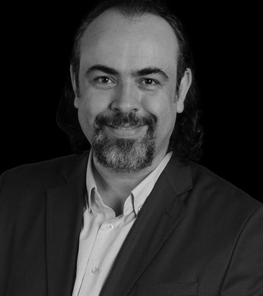 Dr. Serhat Köken